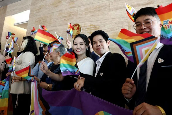 Phố hôn nhân thúc đẩy cưới, sinh con tại Trung Quốc gây phẫn nộ-2