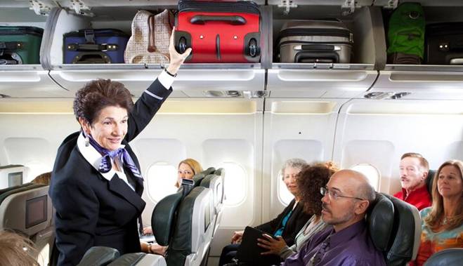 Mẹo đi máy bay trong kỳ nghỉ do tiếp viên hàng không tiết lộ-2