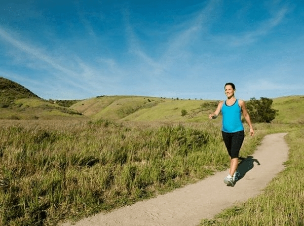 Phụ nữ mang thai đi bộ như thế nào để có lợi cho sức khỏe?-1