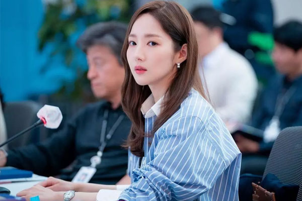 Trai bao khóc nghẹn vì quý bà hồi xuân chơi chiêu vắt chanh bỏ vỏ-2