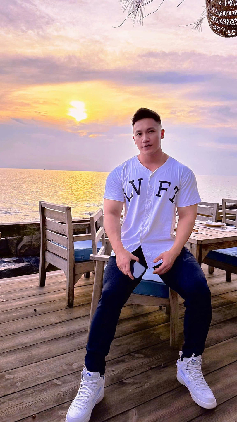 Bỏ việc lương cao, Anh Sơn theo đuổi đam mê thể hình, thành TikToker triệu view-1