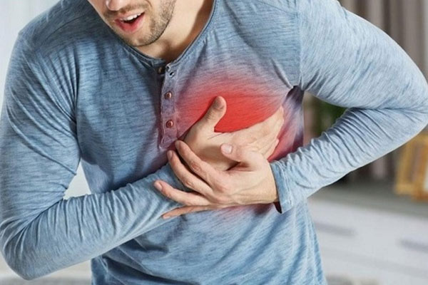 Sụt 10kg sau 18 ngày uống nước kiềm pha muối chữa viêm phế quản-1