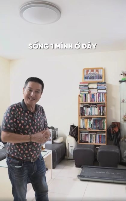 NSƯT Chí Trung sống một mình, ngõ vào nhà như đi vào hầm mộ-5