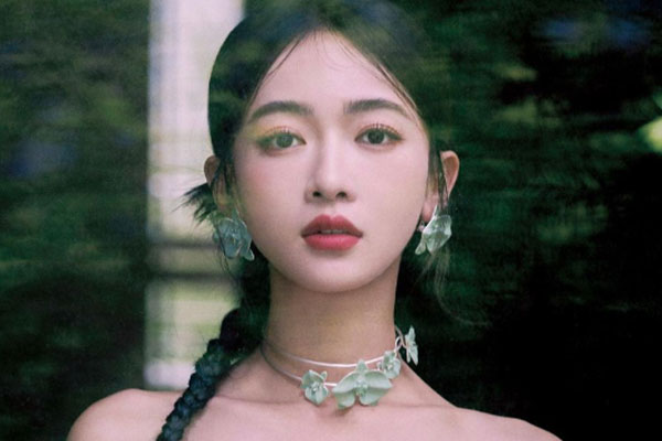 Mẫu túi này có gì đặc biệt mà nhiều mỹ nhân Việt thương nhớ đến thế?-9