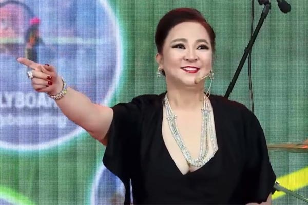 Thấy gì phía sau ca khúc Phương Hằng và T30 của bà Nguyễn Phương Hằng?-1