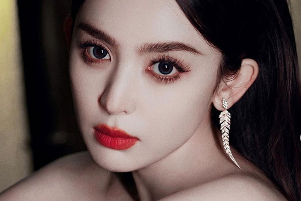Những kiểu trang điểm lỗi thời, kéo tụt nhan sắc-4