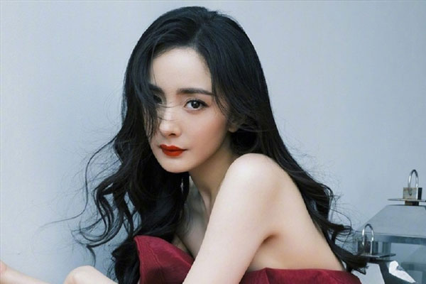 Làm điều chưa từng có ở sân bay, cô gái đón hạnh phúc ngọt ngào-3