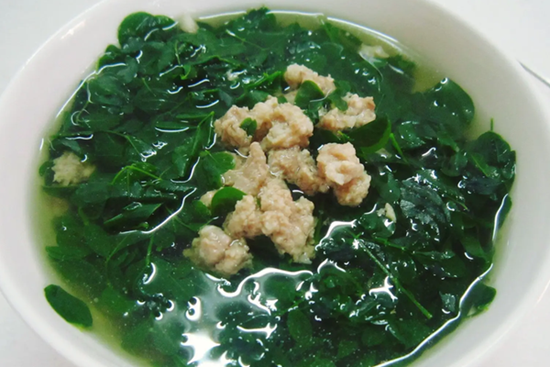 Loại rau vốn chỉ mọc dại ở Việt Nam nhưng chế biến theo cách này như