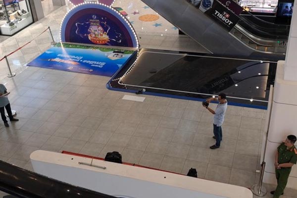 1 phụ nữ nhảy từ tầng 9 của bệnh viện, tử vong-2