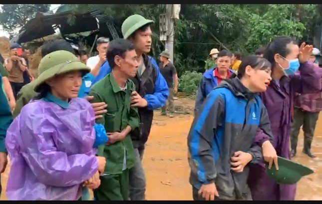 Tìm thấy thi thể nạn nhân thứ tư trong vụ sạt lở đất tại Hà Giang-2