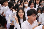 Đề xuất chi 9.200 tỷ miễn học phí cho con giáo viên: ‘Con tôi không cần miễn’-1