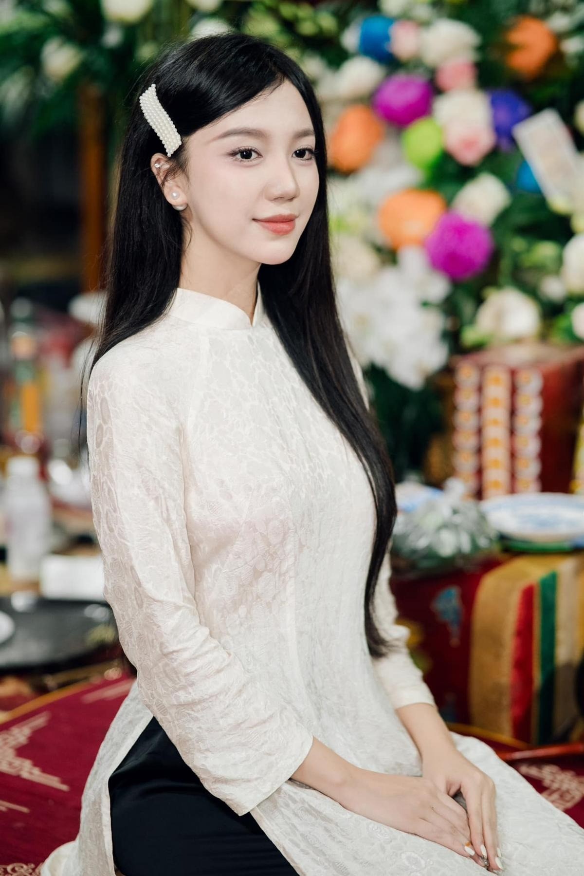 Ngắm loạt ảnh đẹp như mơ của nữ phụ hot nhất phim giờ vàng VTV lúc này-11