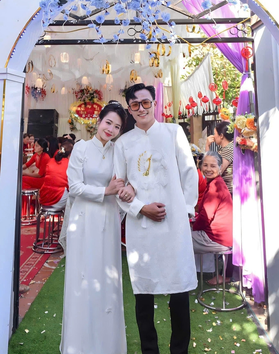 Lấy vợ cùng xã hơn 6 tuổi, ông bố một con hài hước kể chuyện xưng hô-1