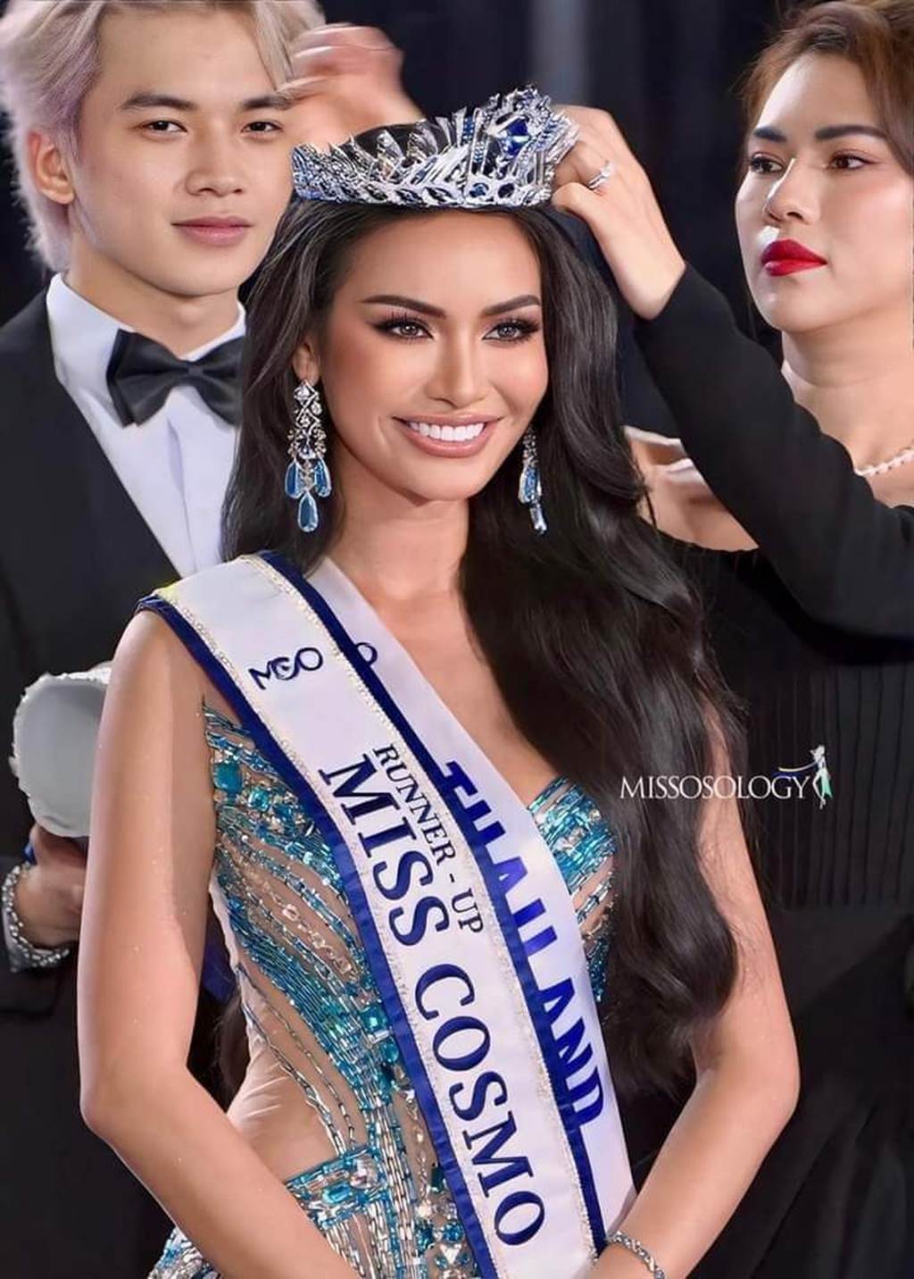 Người đẹp Indonesia đăng quang Miss Cosmo 2024-5