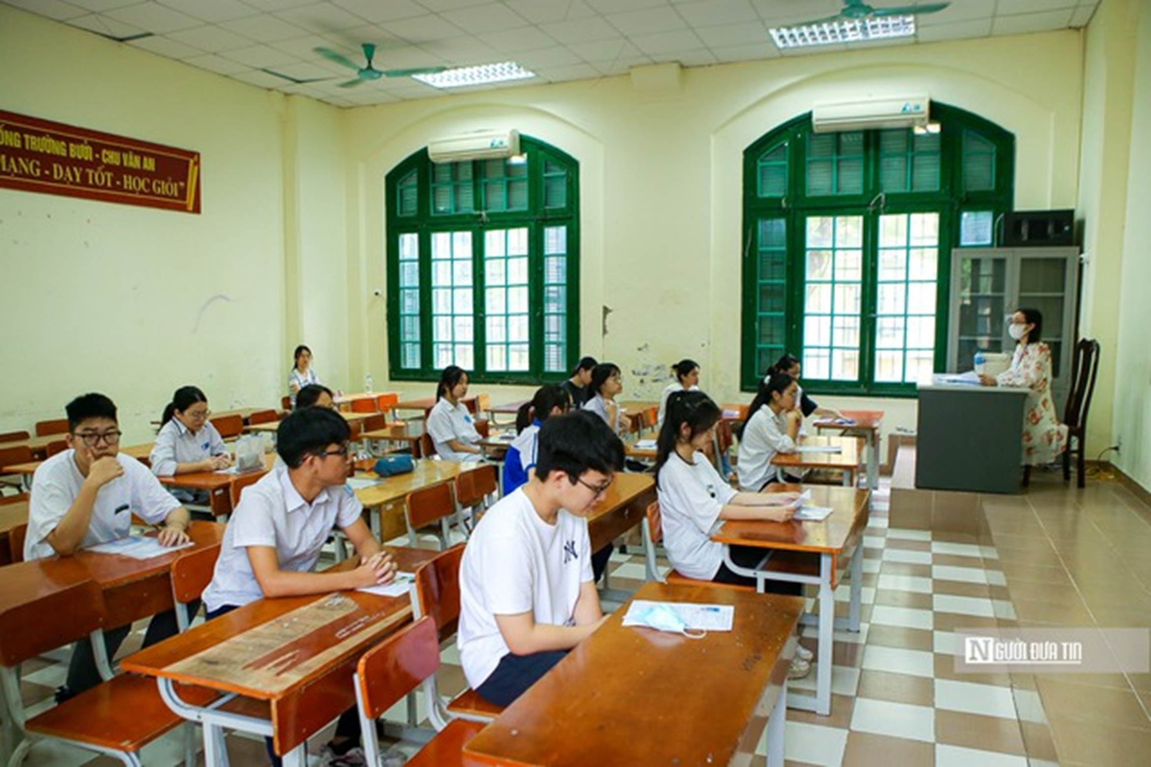 Phụ huynh không phải kho của cải để thầy cô tận thu”-3