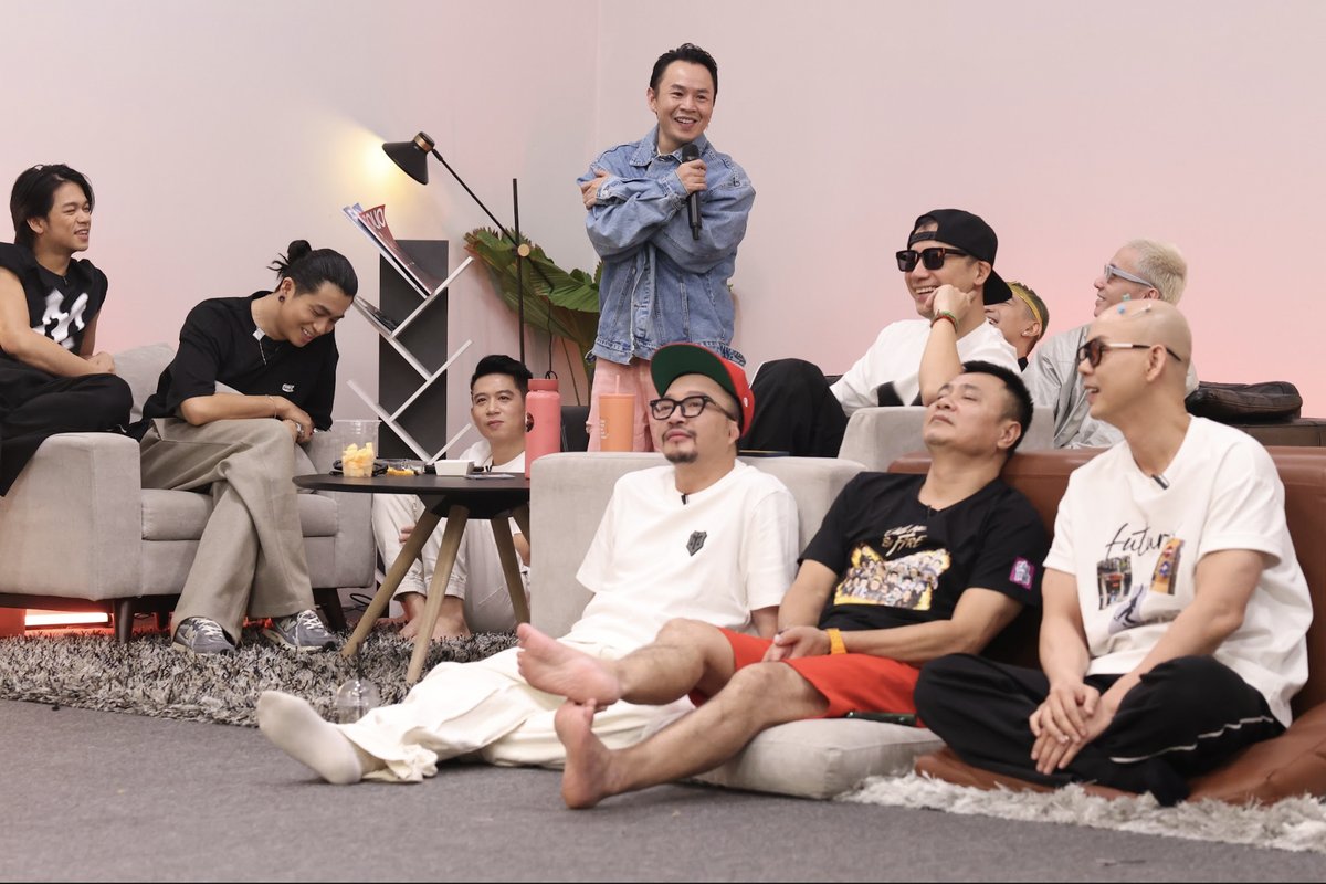 NSND Tự Long, Bằng Kiều và nhiều anh tài rời show-11