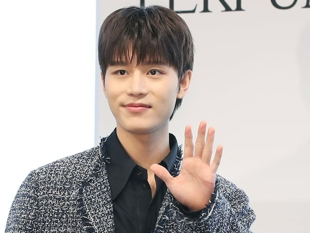 Nam ca sĩ bị điều tra tấn công tình dục-1