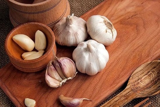 Tỏi được ví như thuốc kháng sinh tự nhiên nhưng “đại kỵ” với những người này