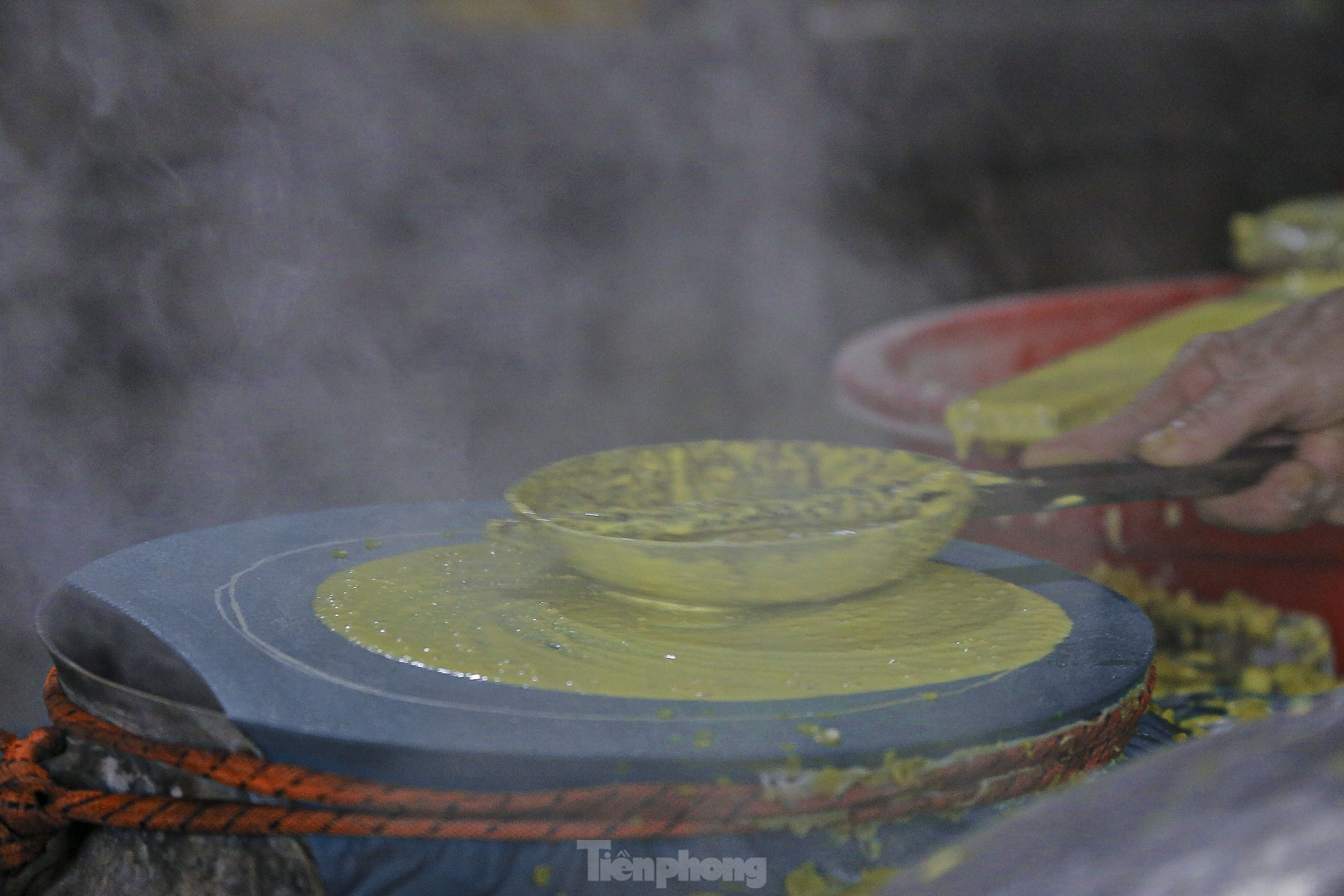 Làng nghề bánh tráng hơn 300 năm tuổi-8