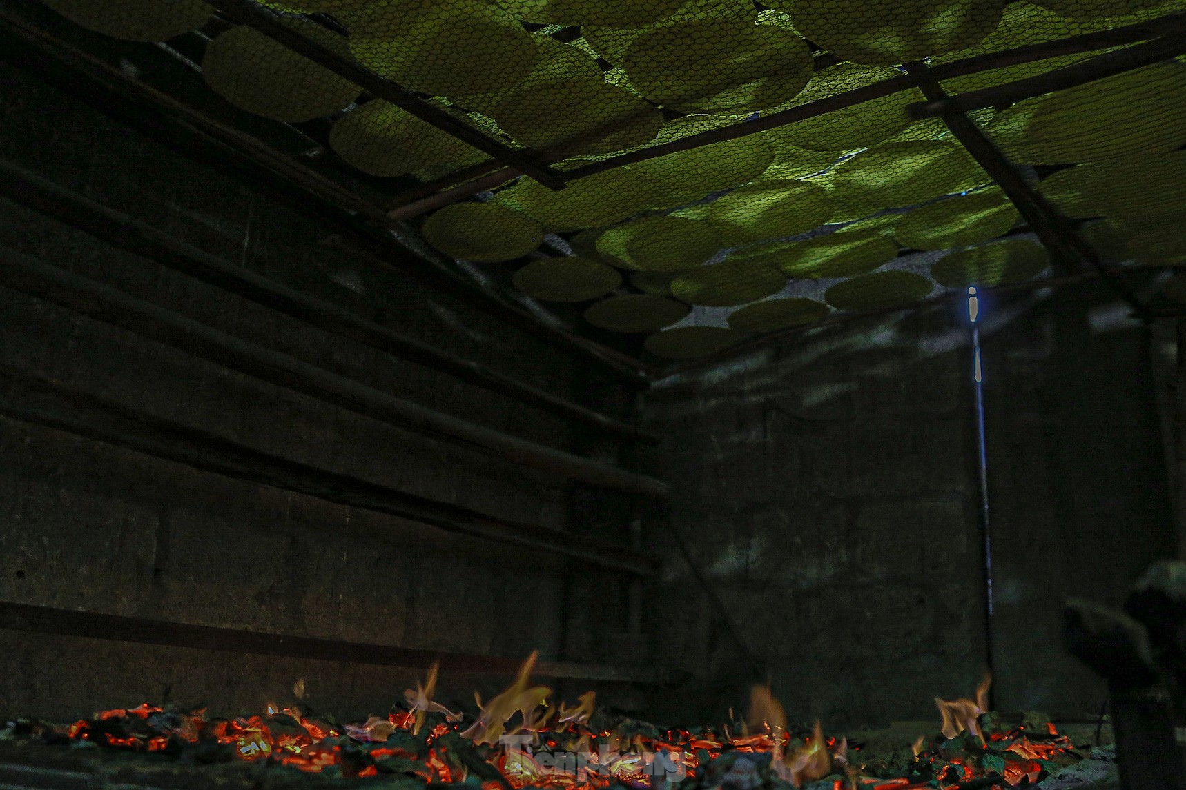 Làng nghề bánh tráng hơn 300 năm tuổi-11