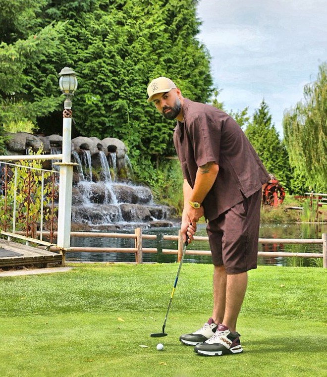 Trai đẹp bị trục xuất từng làm bao chị em điêu đứng, nhan sắc hiện tại ra sao?-10