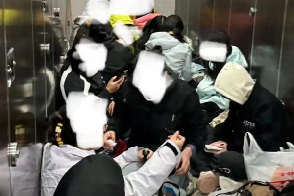 Video cháy lớn tại căn cứ quân sự Mỹ ở Hàn Quốc-1