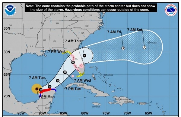 Hình ảnh tắc đường kéo dài ở Mỹ trước siêu bão Milton do người dân vội đi sơ tán-1