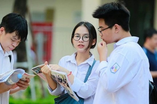 Bốc thăm môn thi thứ 3 vào lớp 10: Có thực là may rủi?