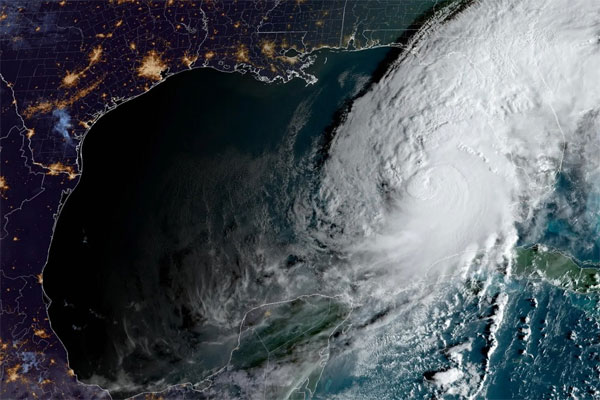 Giới chuyên gia: Milton sẽ là siêu bão ‘đắt đỏ nhất’ trong lịch sử nước Mỹ-1