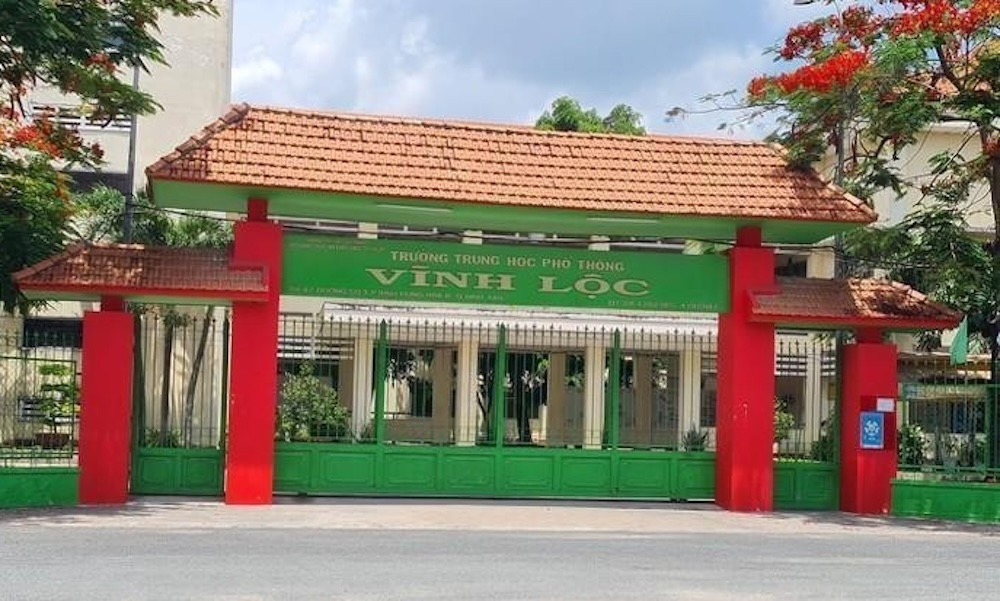 Sở Giáo dục và Đào tạo TPHCM phải bồi thường cho một hiệu trưởng-1