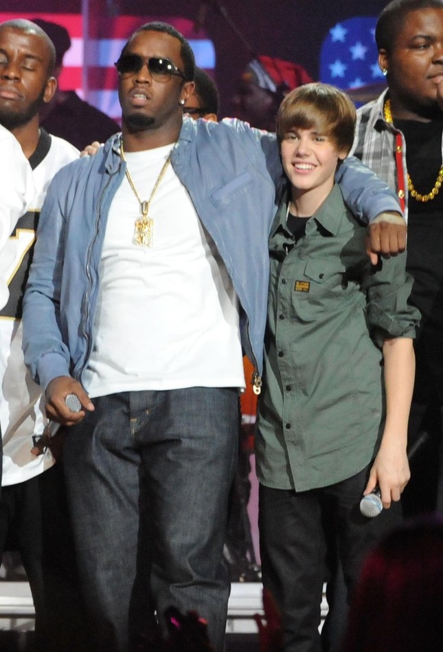Justin Bieber khủng hoảng-2