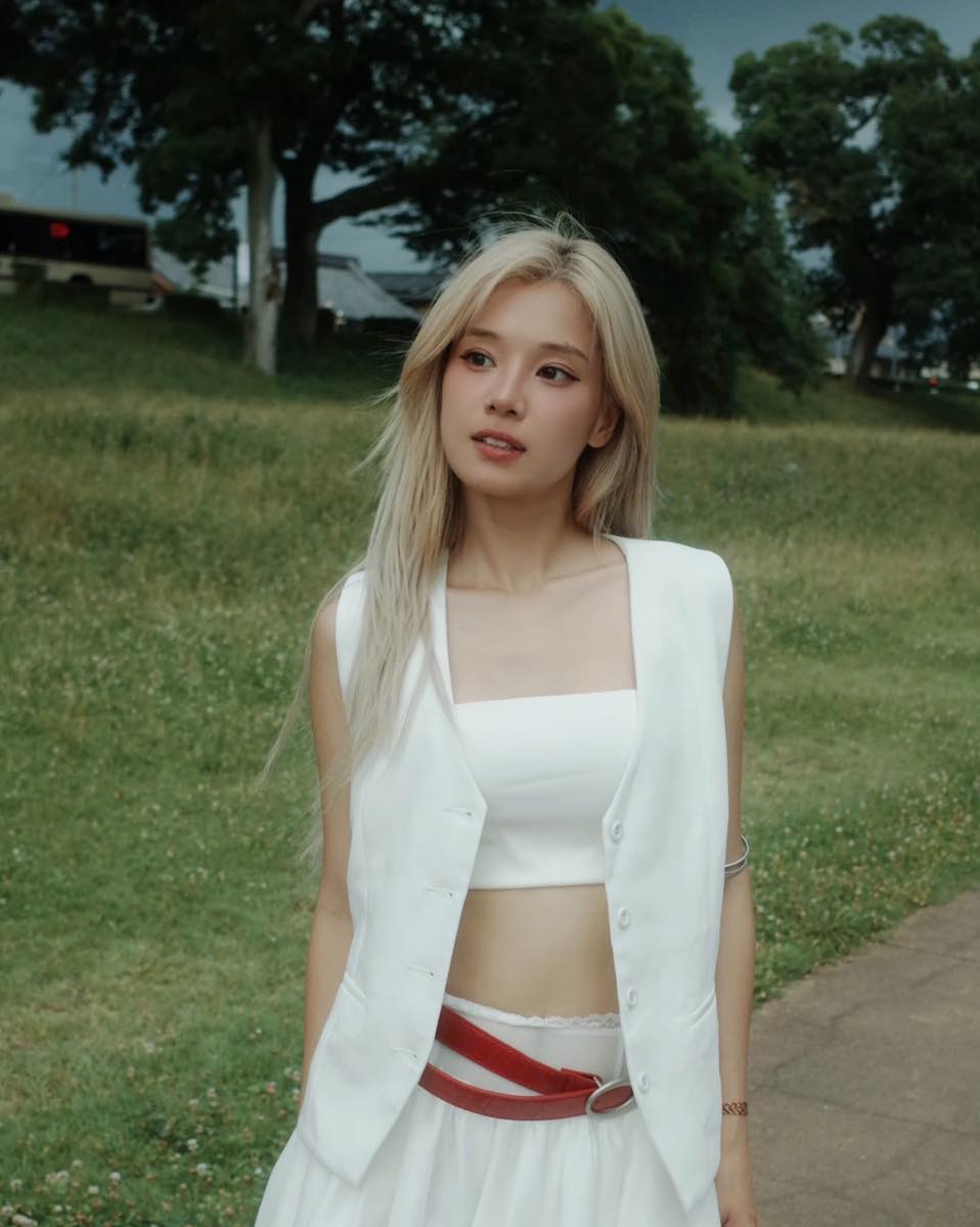 Chị đẹp Hoàng Yến Chibi diện áo phông đơn giản vẫn toát lên vẻ sexy nóng bỏng-2