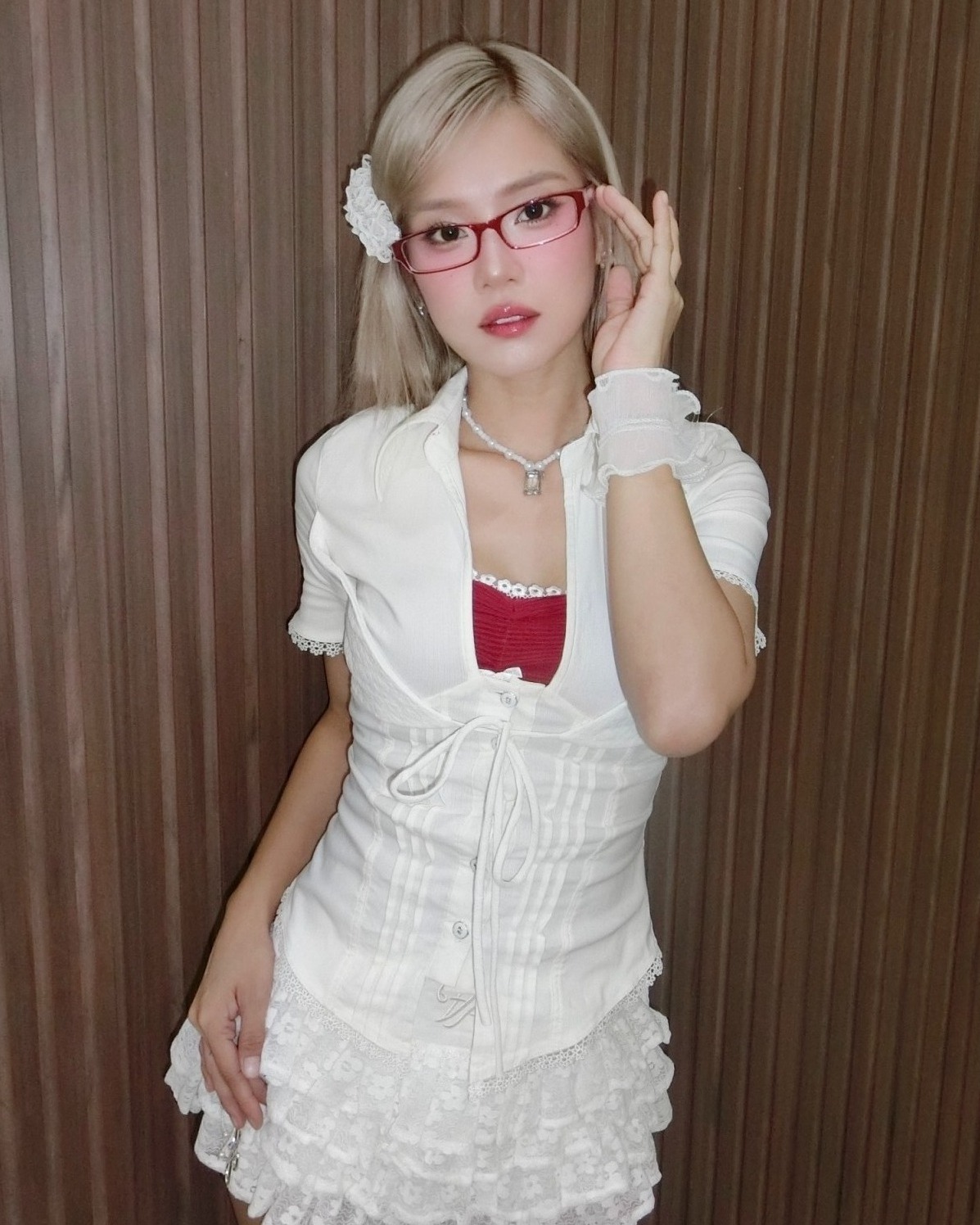 Chị đẹp Hoàng Yến Chibi diện áo phông đơn giản vẫn toát lên vẻ sexy nóng bỏng-3