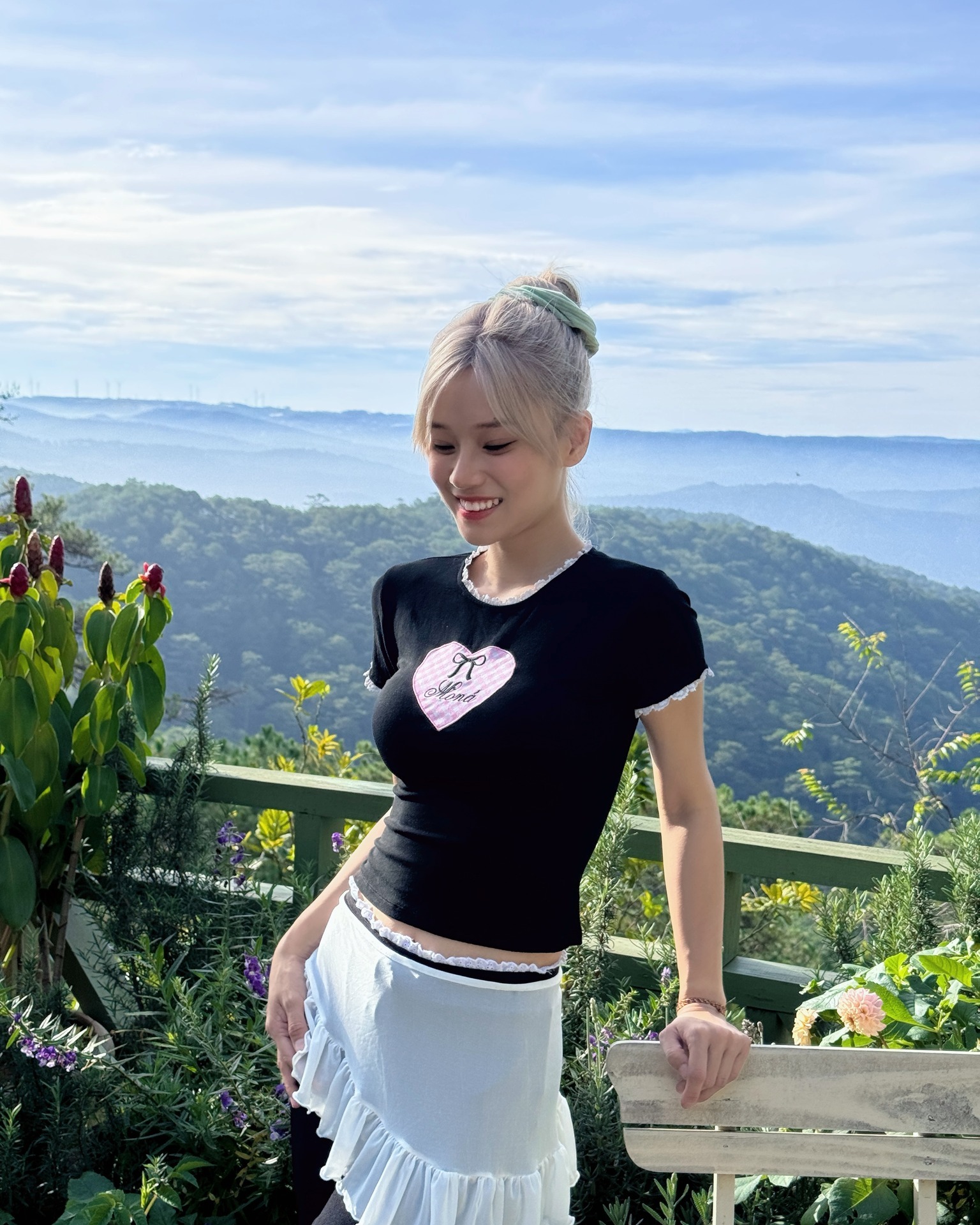 Chị đẹp Hoàng Yến Chibi diện áo phông đơn giản vẫn toát lên vẻ sexy nóng bỏng-10