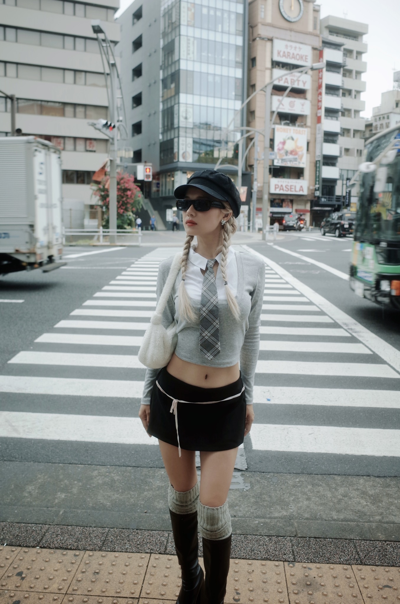 Chị đẹp Hoàng Yến Chibi diện áo phông đơn giản vẫn toát lên vẻ sexy nóng bỏng-8