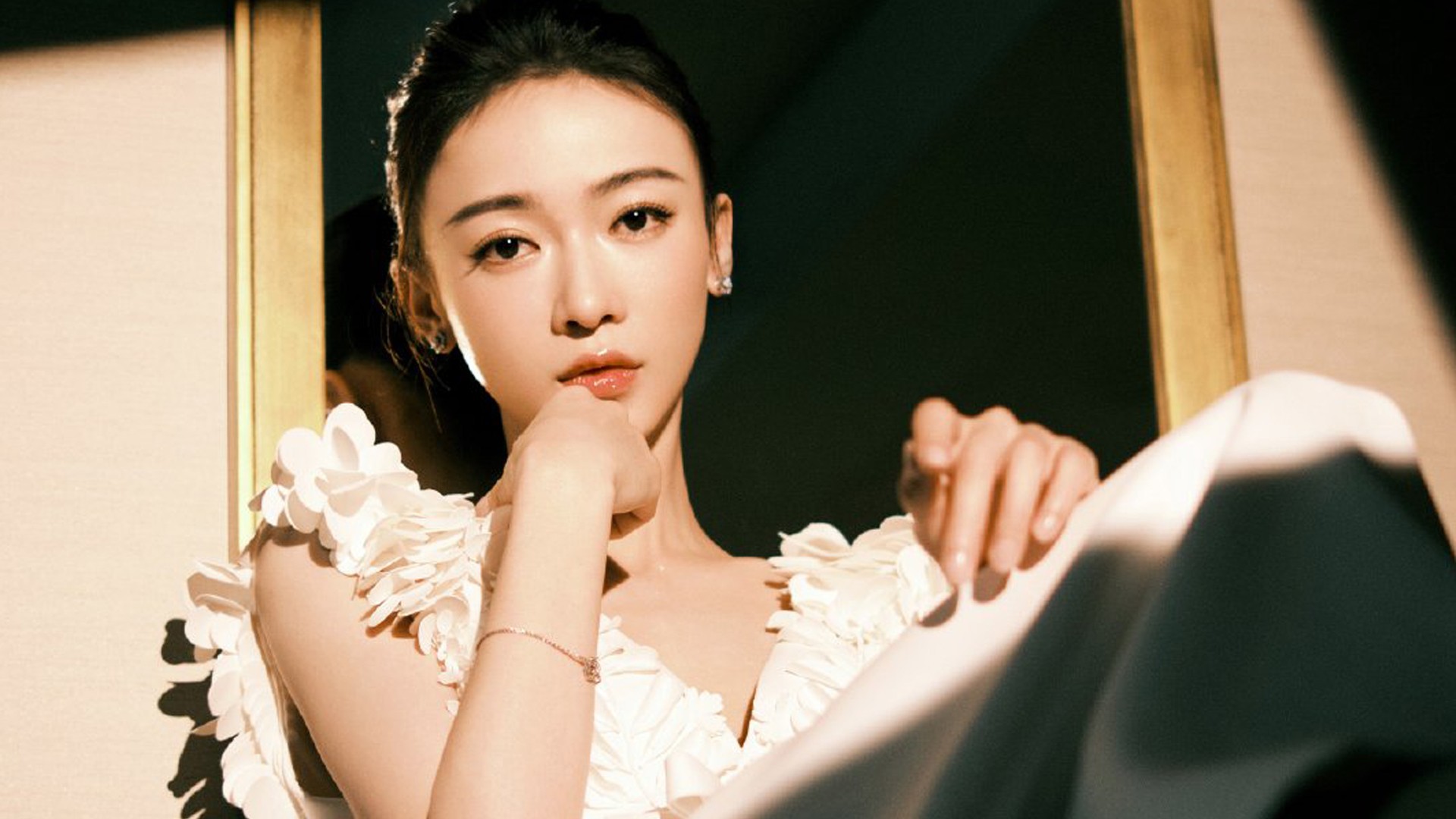 Nữ diễn viên đánh mất sự nghiệp vì thói hống hách-6