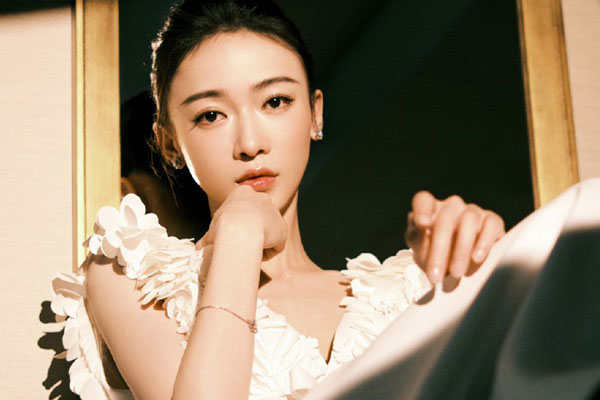 Mỹ nhân màn ảnh một thời tái xuất, nhan sắc ở tuổi 60 ra sao?-7