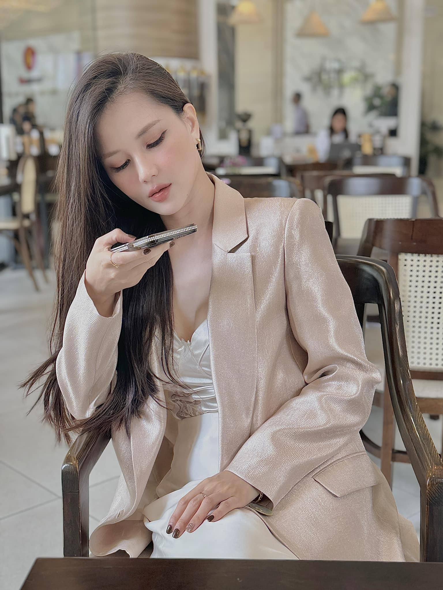 MC Huyền Châu hiện ra sao sau 3 năm nghỉ việc ở VTV?-3