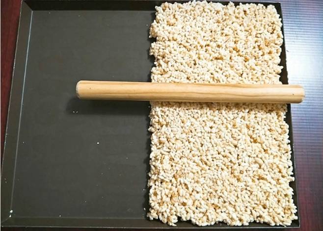 Cách làm bánh bỏng gạo cực đơn giản-3