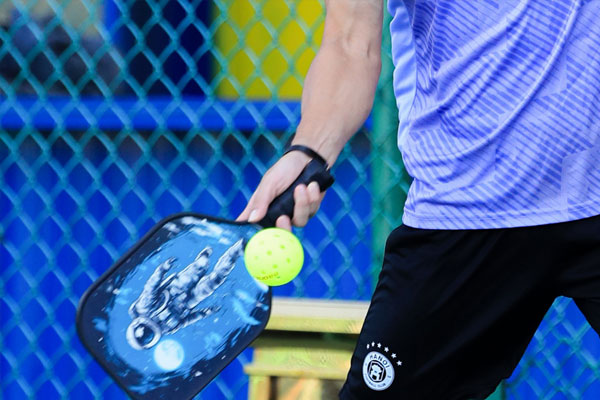 Người đàn ông đột tử khi đang chơi pickleball, bác sĩ chỉ ra 5 nguyên nhân-1