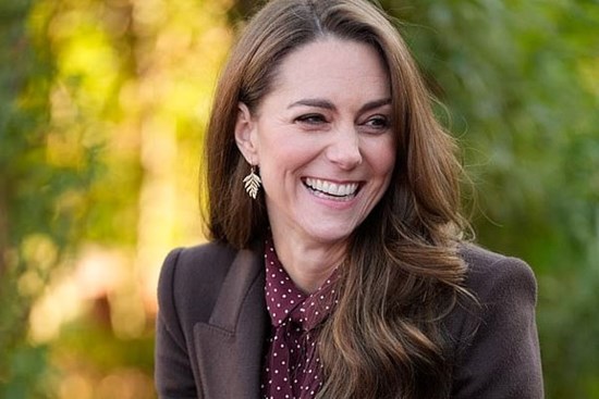 Công nương Kate trong lịch trình đầu tiên