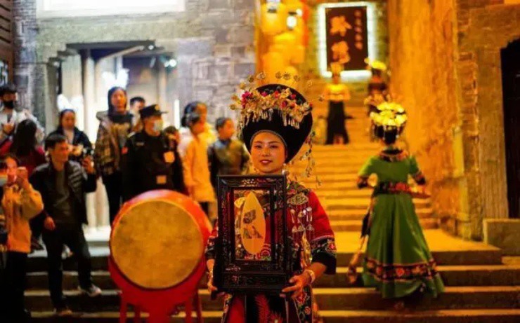 Phù phép” xác lá cây thành tiền, giá vài chục triệu một lá, thu vài chục tỉ/năm-1