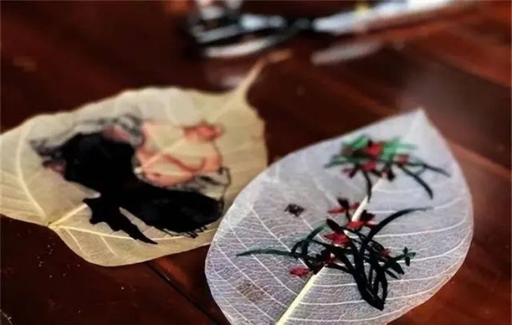 Phù phép” xác lá cây thành tiền, giá vài chục triệu một lá, thu vài chục tỉ/năm-9