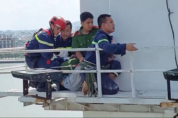 Kỳ diệu cua xanh được nuôi trên sa mạc-1