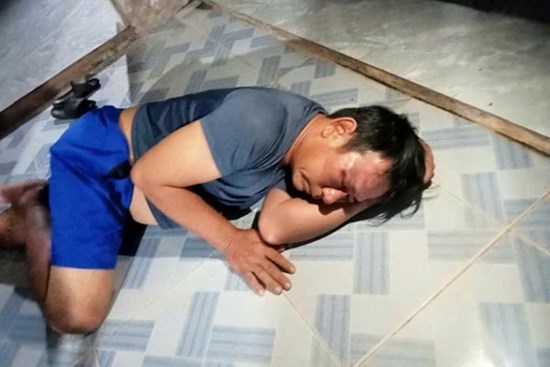 Vụ người đàn ông bị đánh sau khi làm thơ trên Facebook: Nhóm đối tượng khai gì?