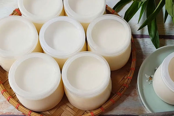 Hà Nội: Bác bỏ thông tin nhiều học sinh ngộ độc sữa chua, sữa tươi thanh trùng-1