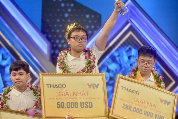 Netizen bảo vệ Quán quân Olympia 24 Phú Đức giữa tranh cãi cú nhấn chuông cuối-12