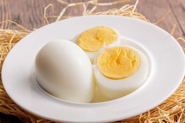 Làm cơm nắm chiên cuộn rong biển lạ miệng-4