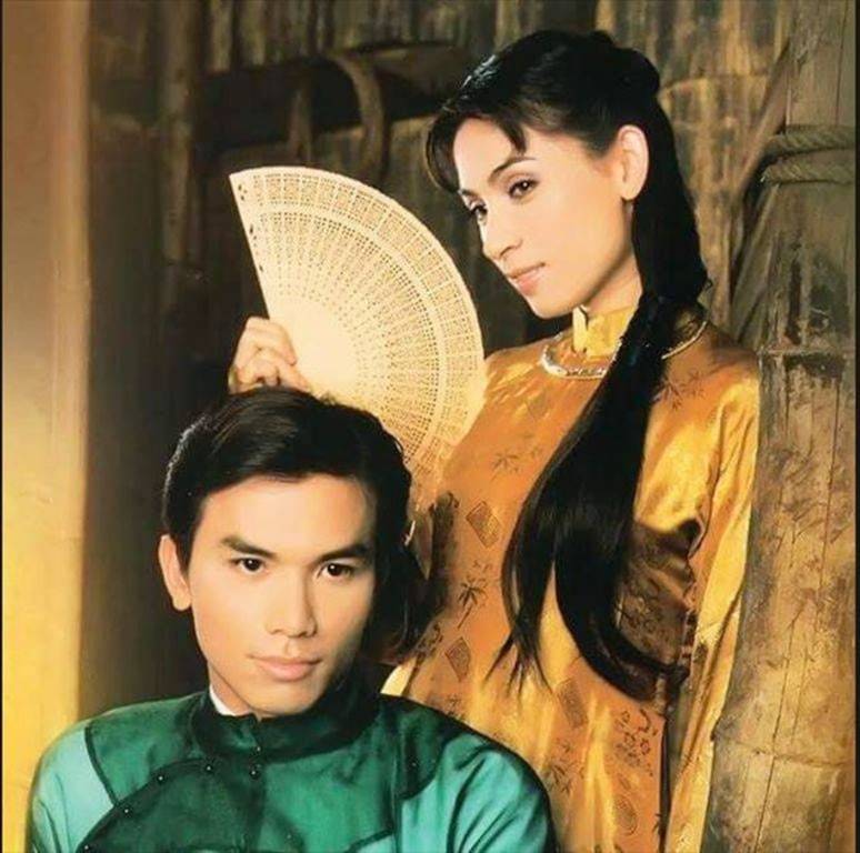 Giọng ca vàng trong làng nhạc borelo, tuổi 53 viên mãn bên người vợ kín tiếng-9