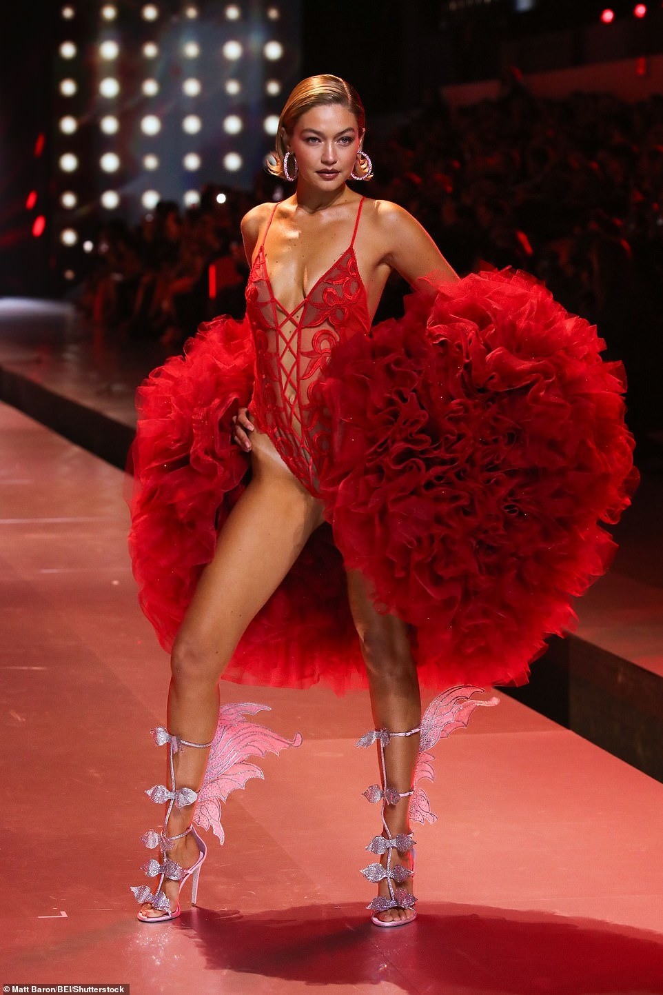 Show nội y Victorias Secret nhàm chán nhất từ trước đến nay-8